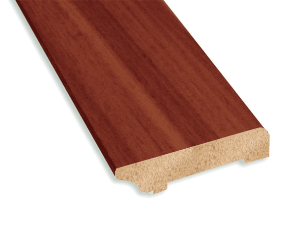 Zoclo Laminado Plano 6 cm – Zoclo de Piso Laminado Plano zoclo laminado plano 6 cm color roble natural, zoclo de piso laminado mdf, perfil plano y discreto, acabado laminado resistente, peso 0.25 kg por pieza, largo estandar 2.40-2.44 m, ideal para remate uniforme