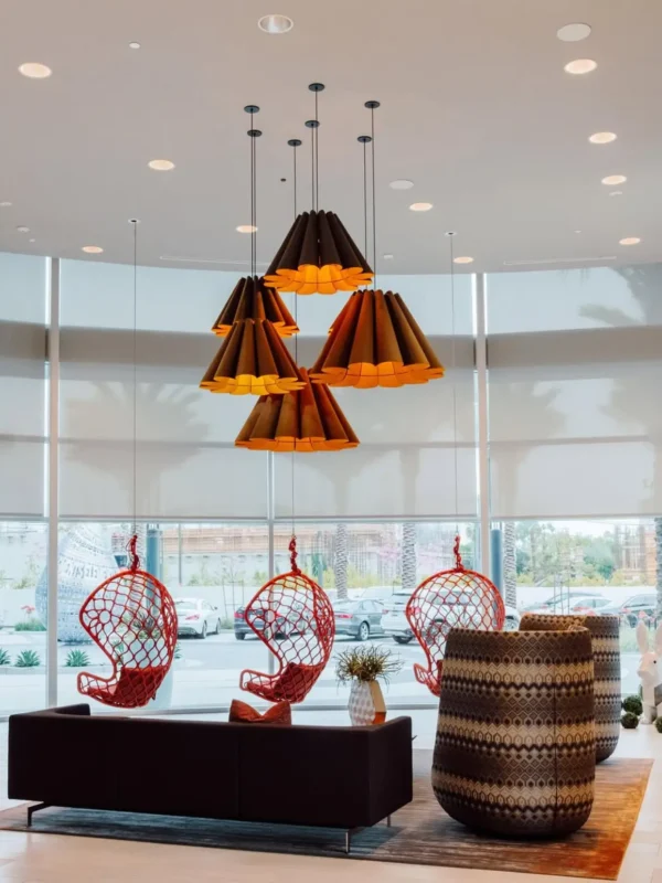 persianas screen enrollables 3000-3% vertilux: recubrimiento para ventanas que brinda iluminacion natural, privacidad, confort termico y visibilidad hacia el exterior. malla solar ideal para proyectos residenciales y corporativos modernos.