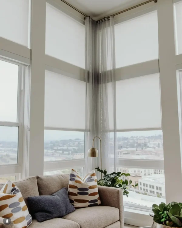 persianas semi traslucidas south beach vertilux enrollables para ventanas modernas: acabado contemporaneo diseñado para quienes buscan iluminacion natural equilibrada, privacidad desde el exterior y estetica arquitectonica moderna.